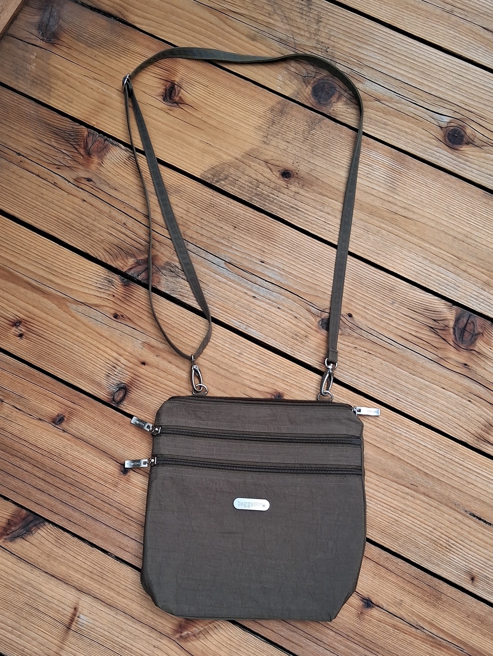 Baggalini Olive Crossbody Shoulder Bag